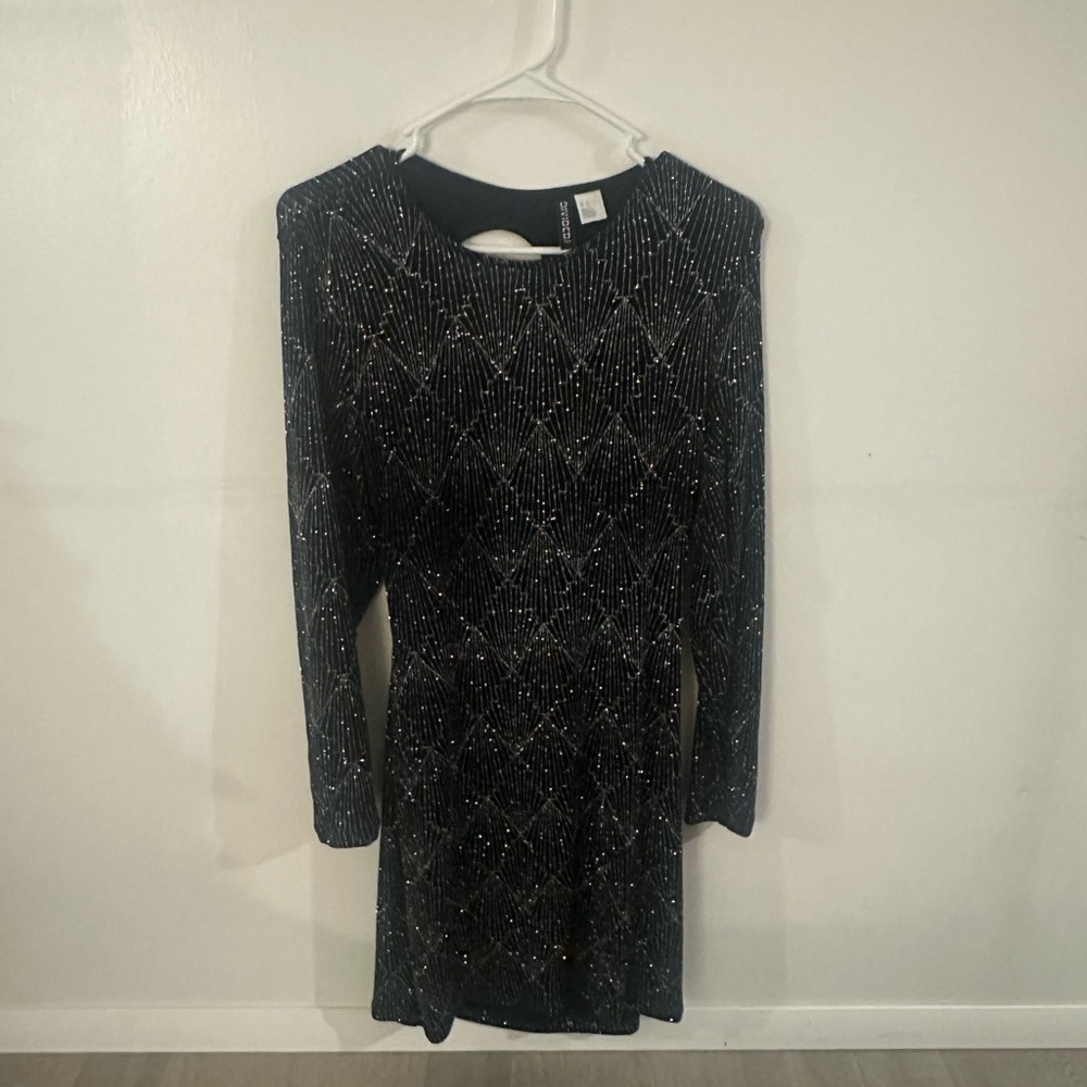 Black and silver sequence backless dress